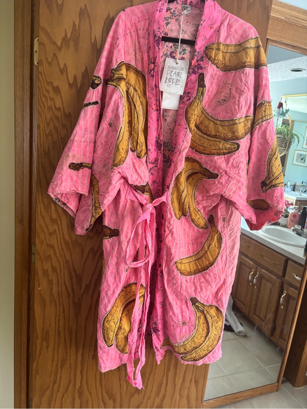 Magnolia Pearl Banana Kimono - Picture 2 of 12